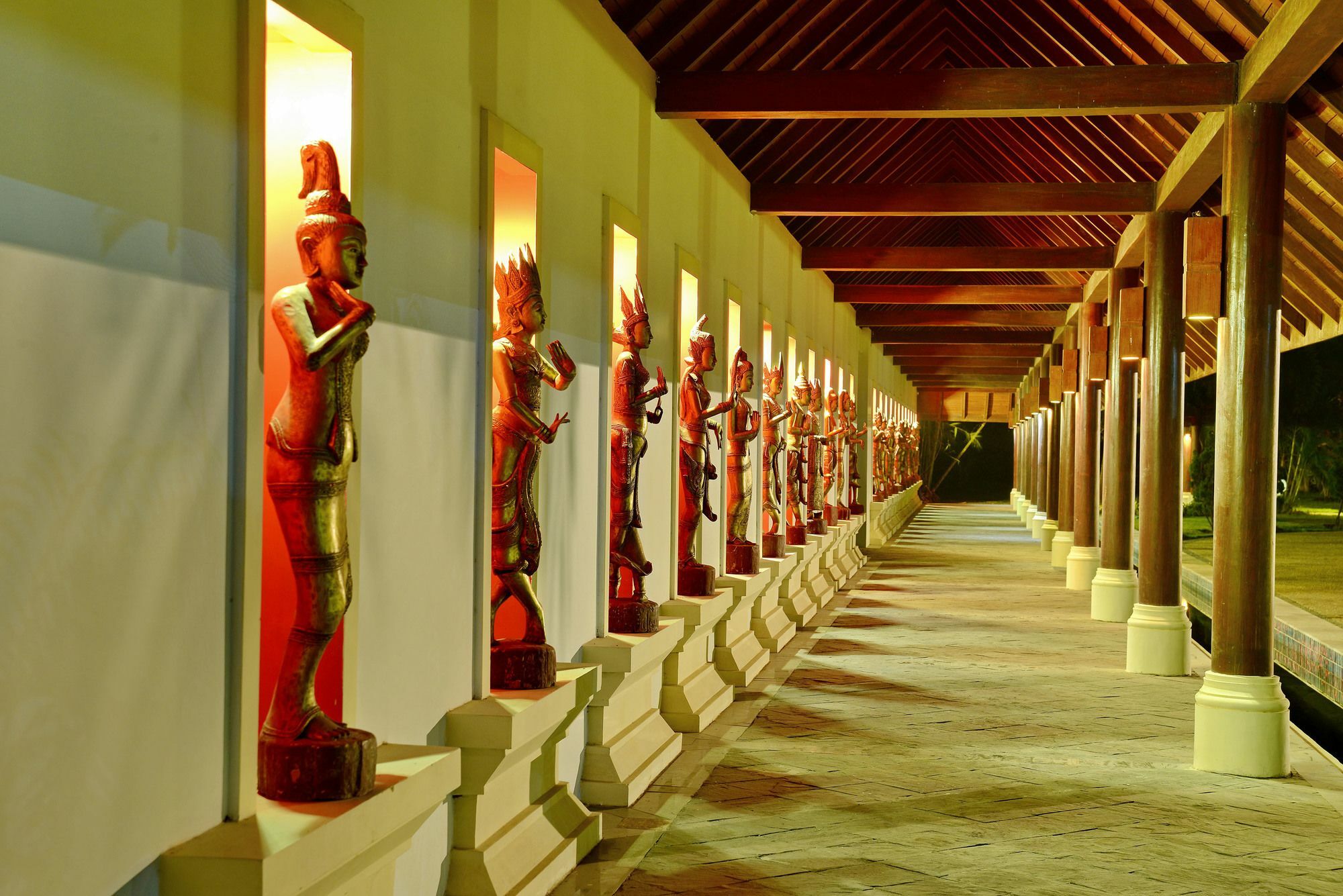 Aureum Palace Hotel & Resort Ngwe Saung หง่วยวง ภายนอก รูปภาพ